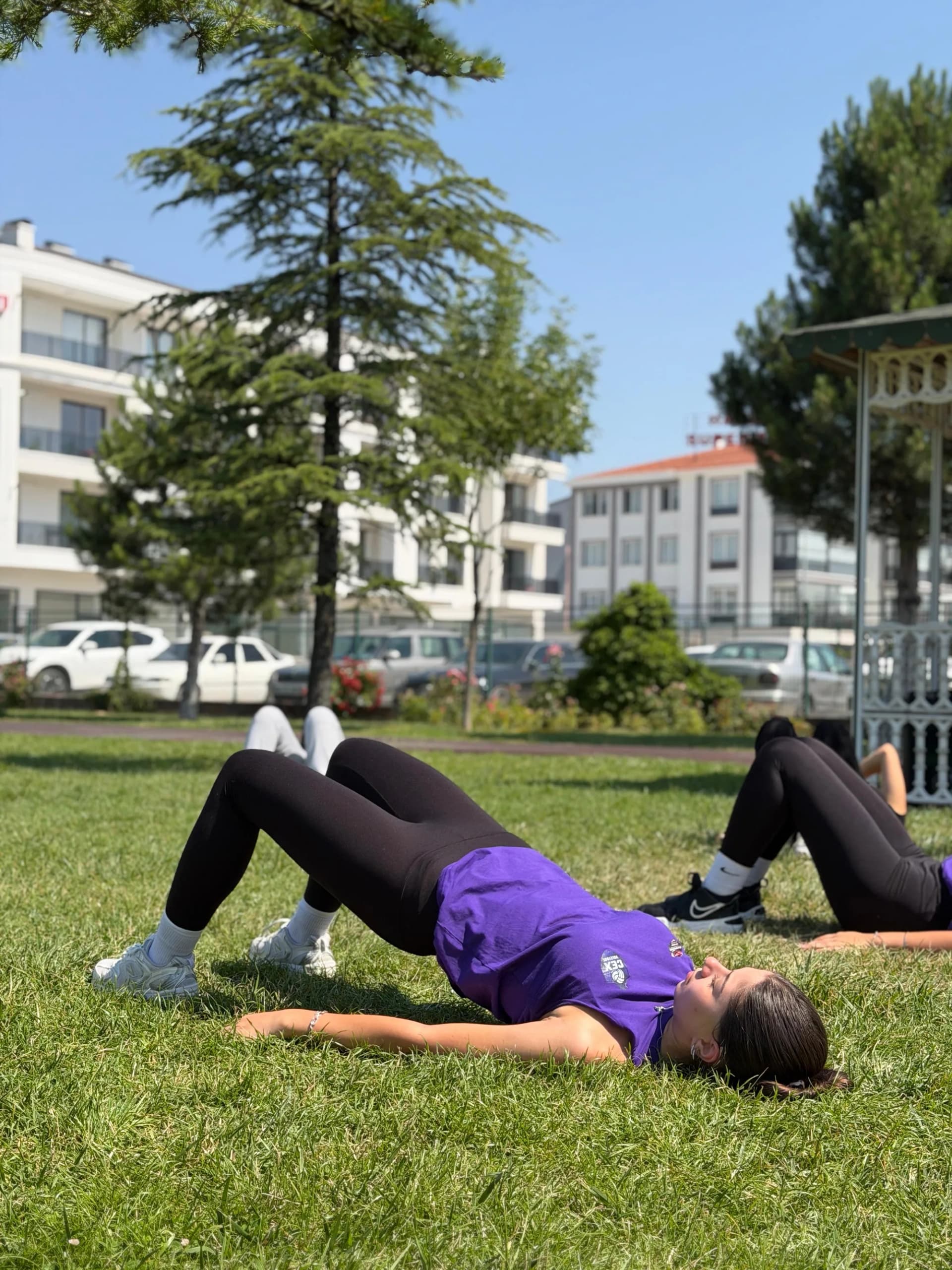 CEX Outdoor Workout — kare 2