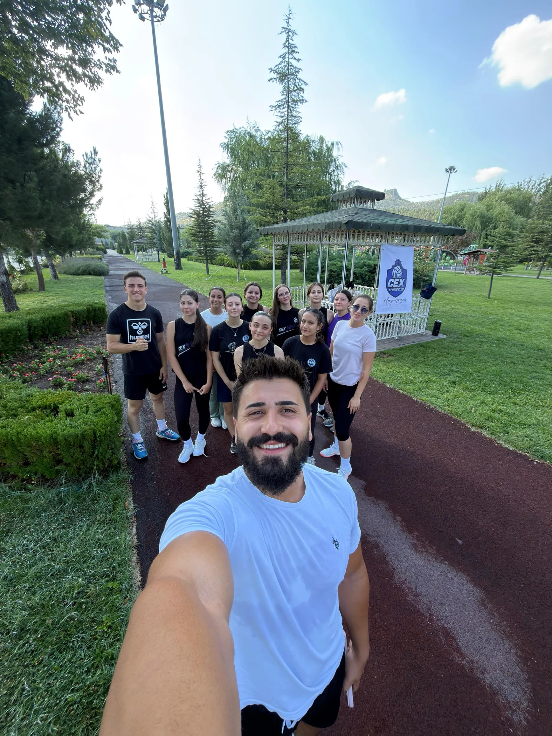 CEX Outdoor Workout — kare 3